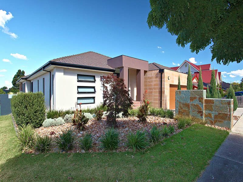 18 ALAIN Avenue SOUTH MORANG, South Morang - Thumbnail 2