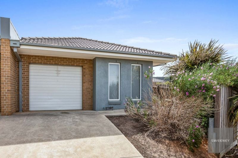 4/11-15 Silverdale Drive, Darley - Thumbnail 2