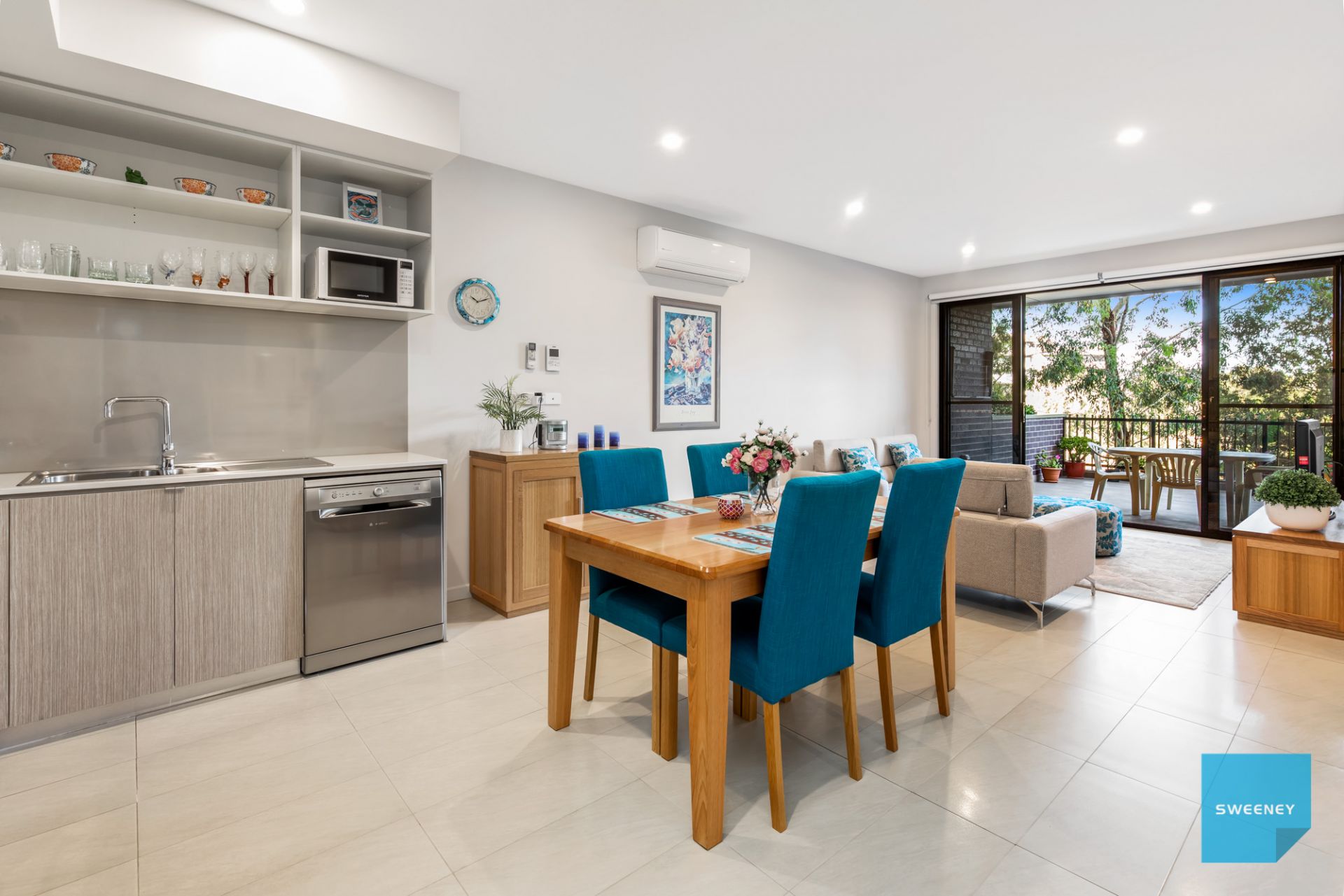 5/2 Monckton Place, Caroline Springs - Thumbnail 5