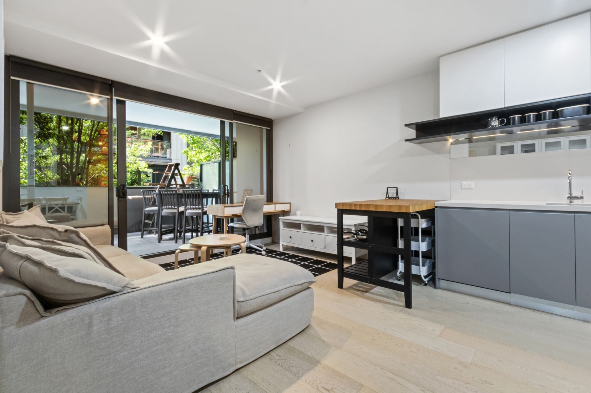 Ideal Apartment - Fully Furnished
