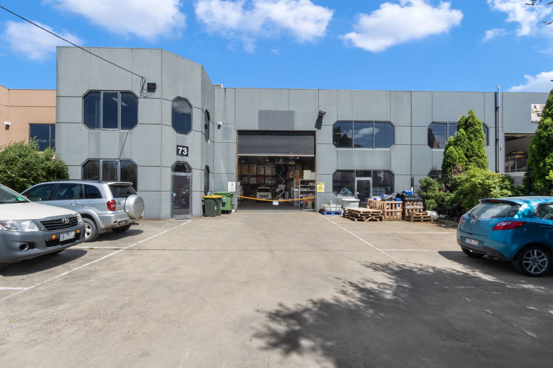 SECURELY TENANTED STAND-ALONE INVESTMENT