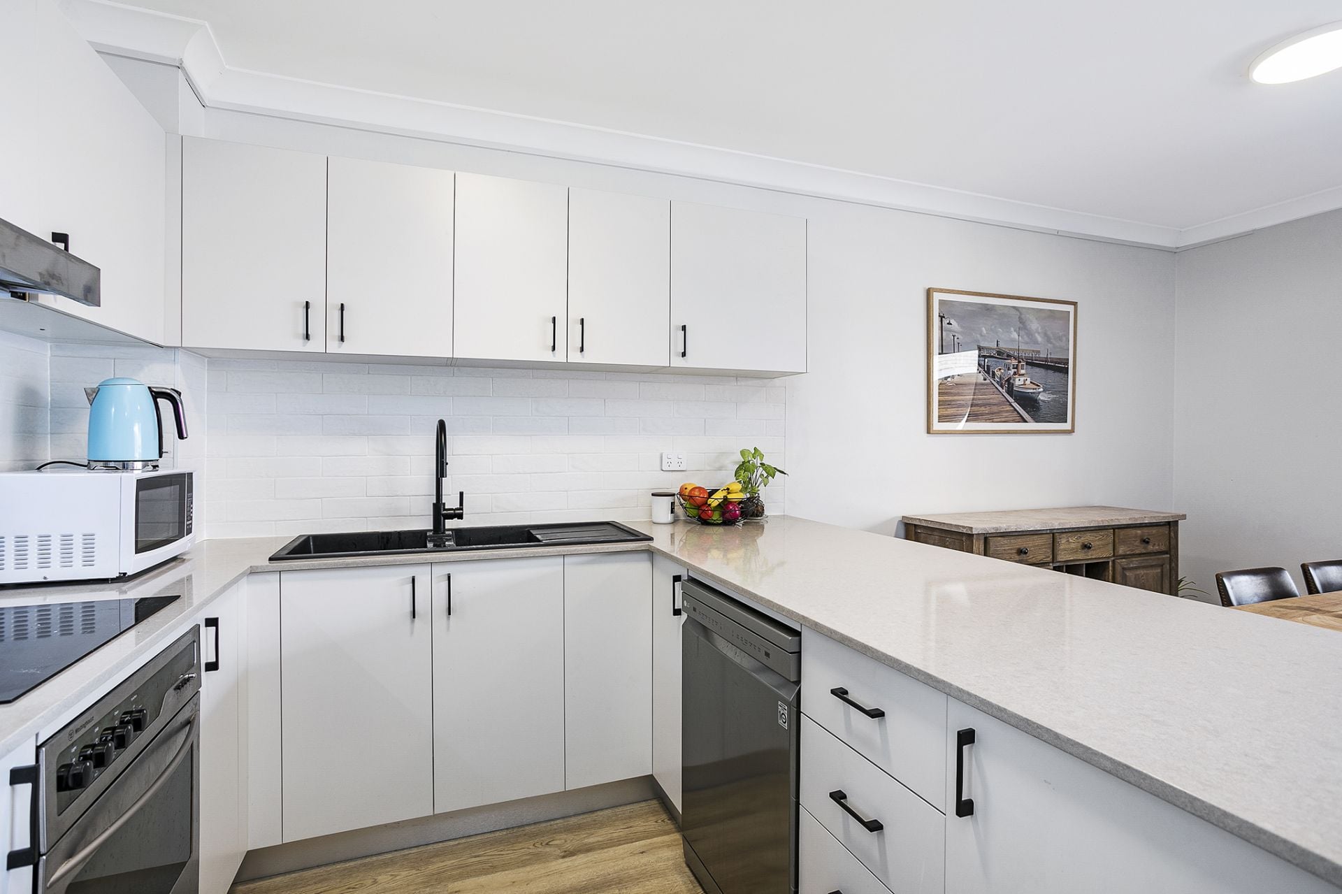 2/9-13 Clubb Crescent Miranda NSW, Miranda - Thumbnail 2