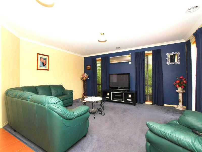8 Luxor Close SOUTH MORANG, South Morang - Thumbnail 6