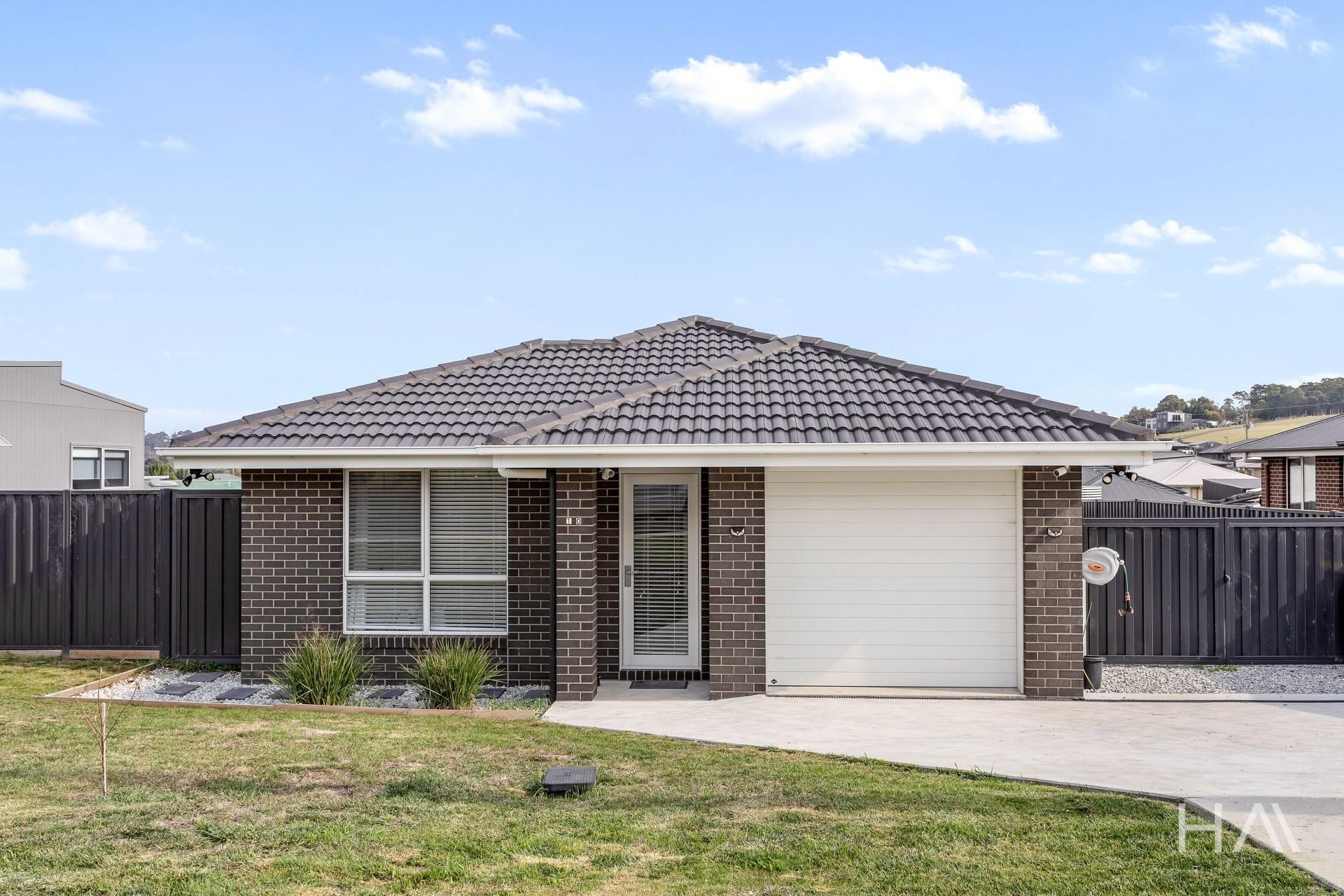 100 Fairtlough Street Perth, Perth - Thumbnail 2