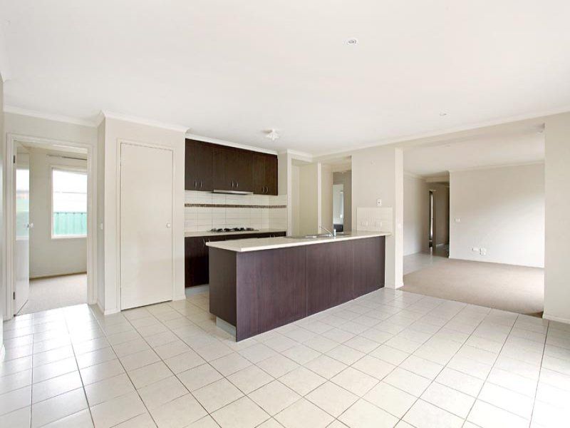 9 Taurima Court, Burnside - Thumbnail 3