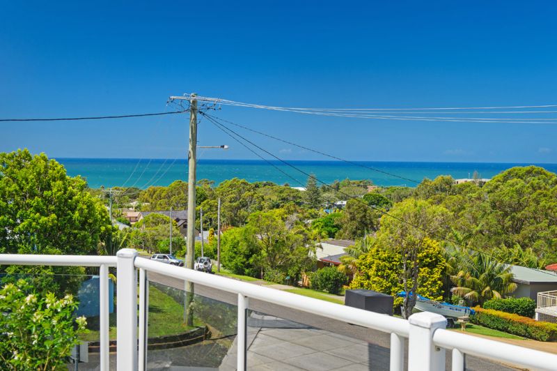 27 Grandview Parade Port Macquarie NSW, Port Macquarie - Thumbnail 2