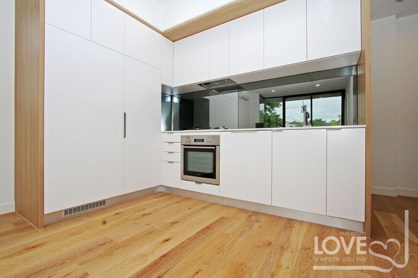 CONVENIENCE AND LIFESTYLE RIGHT OUTSIDE YOUR DOOR
