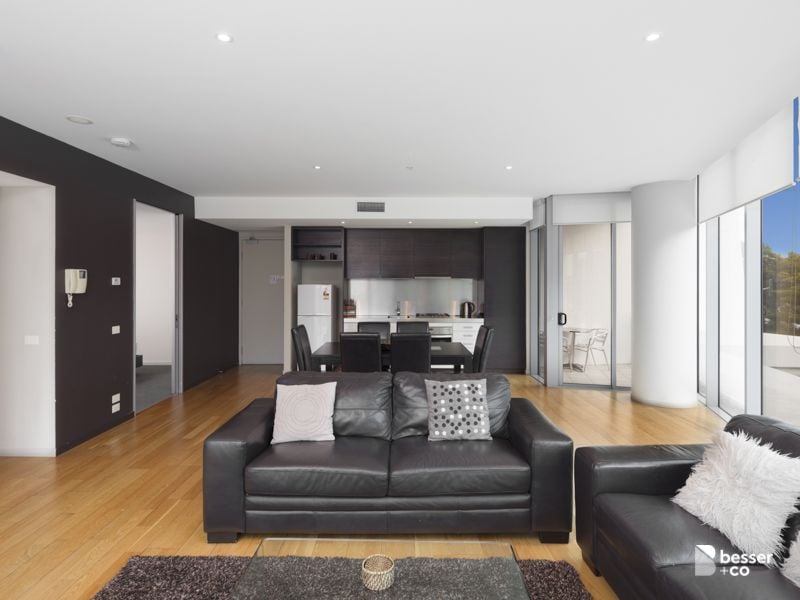 111/2 Newquay Promenade, Docklands - Thumbnail 5