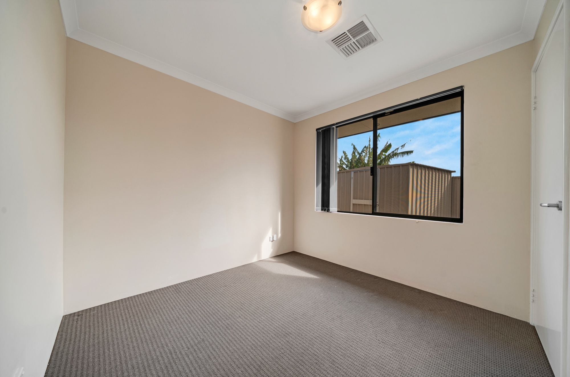 2 Bain Square, Forrestfield