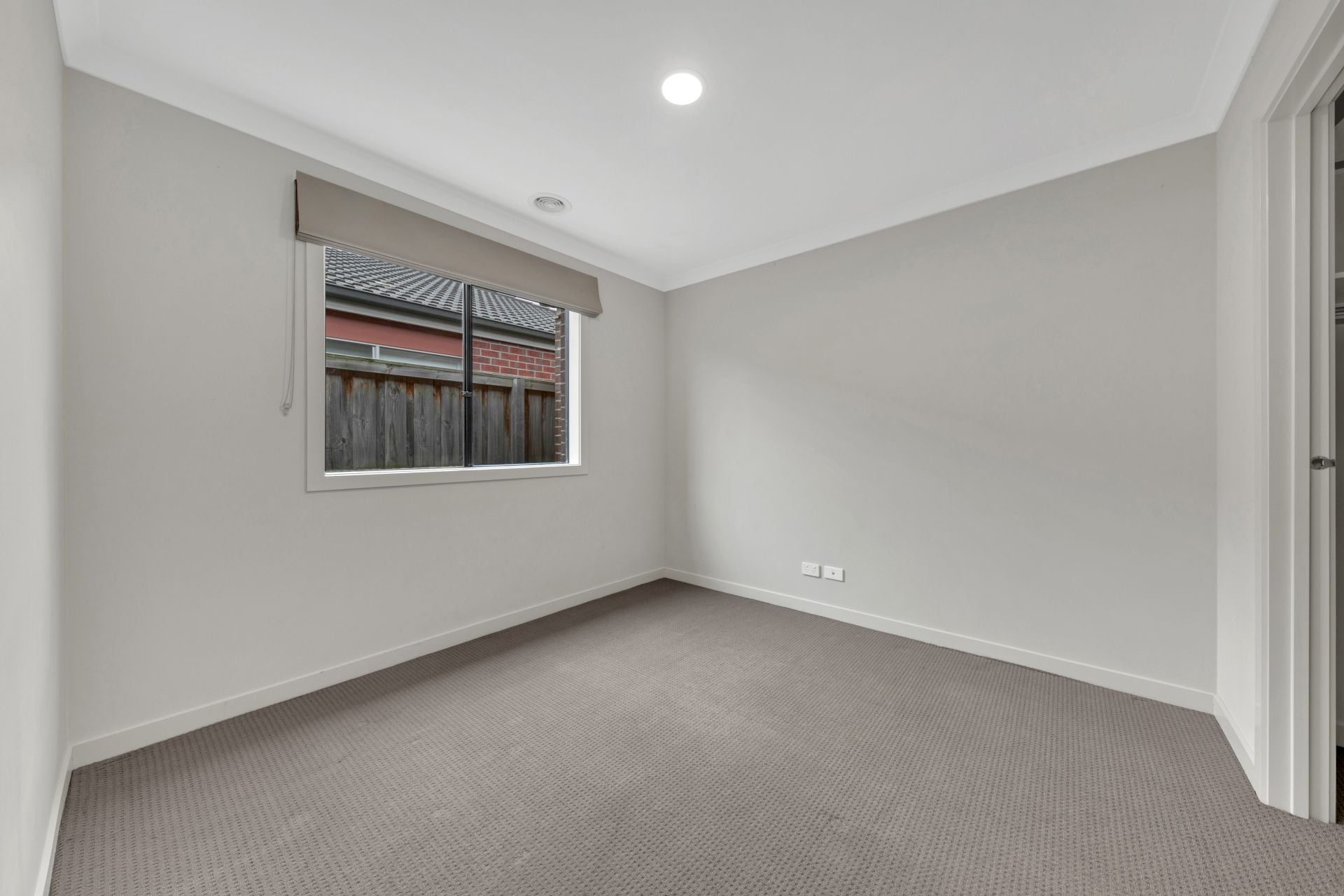 Hows this for Value - 4 Bedrooms + 2 Living Areas !