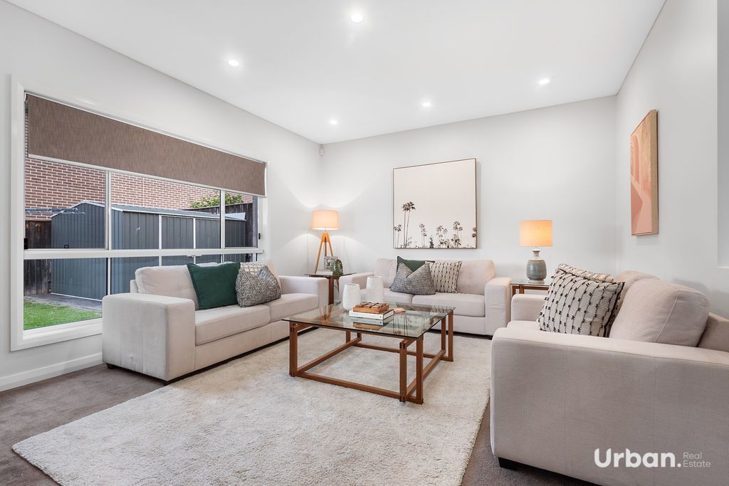 Colebee 15 Kirkwood Crescent