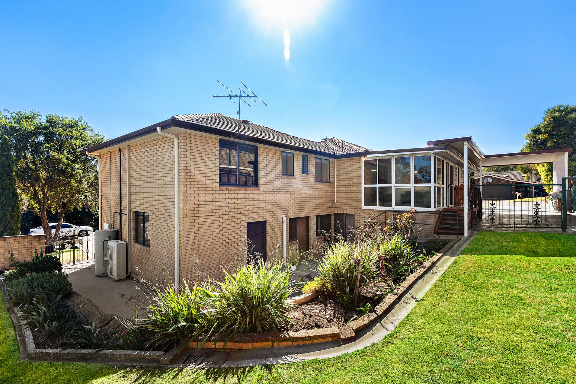 Real Estate For Sale 38 Murray Street Eleebana , NSW