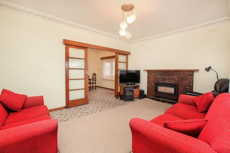 29 Clive Street, West Footscray - Thumbnail 3