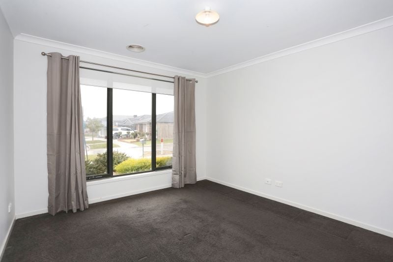 38 Newington Parade, Mernda