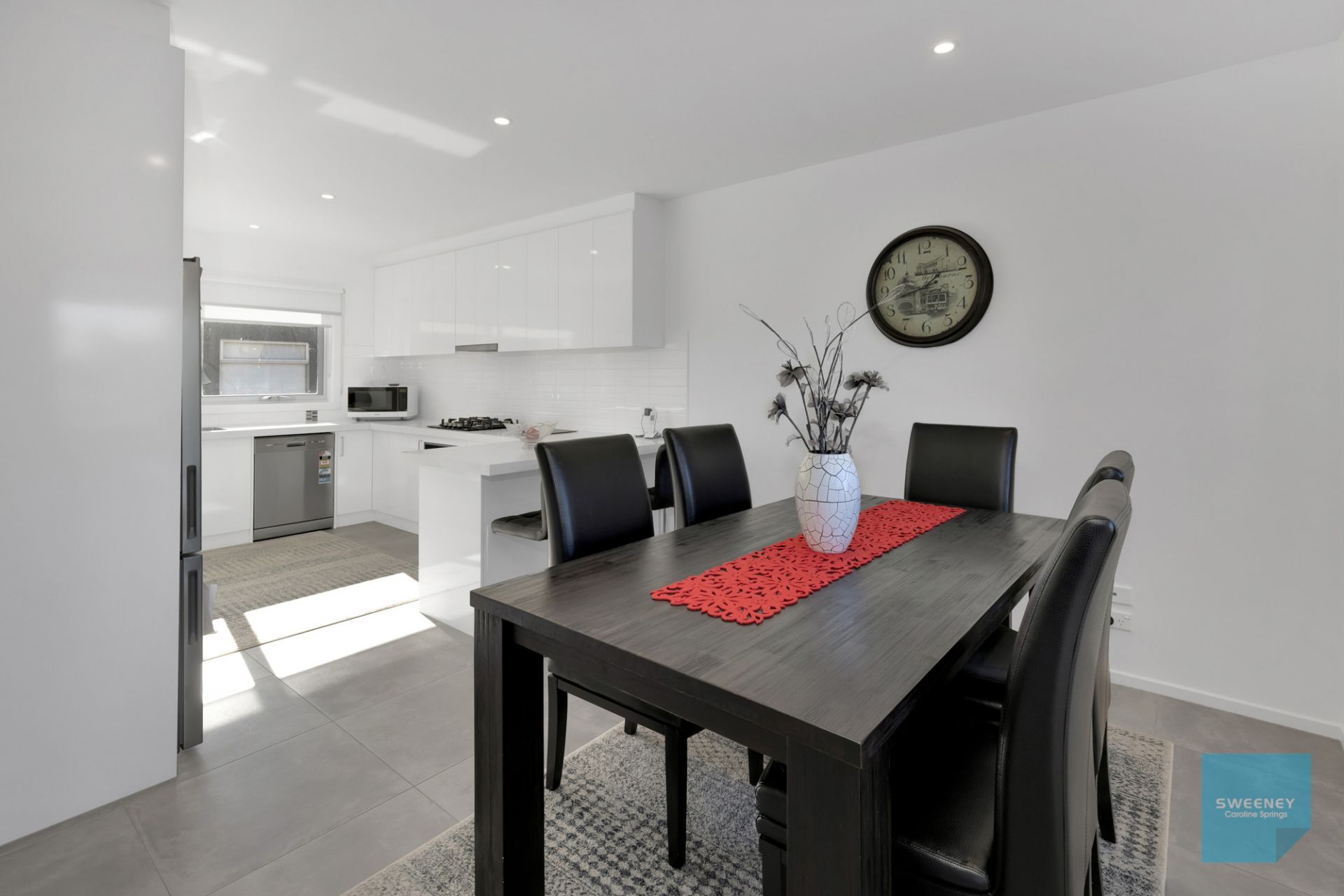 8/5 Strathvea Lane, Caroline Springs - Thumbnail 5