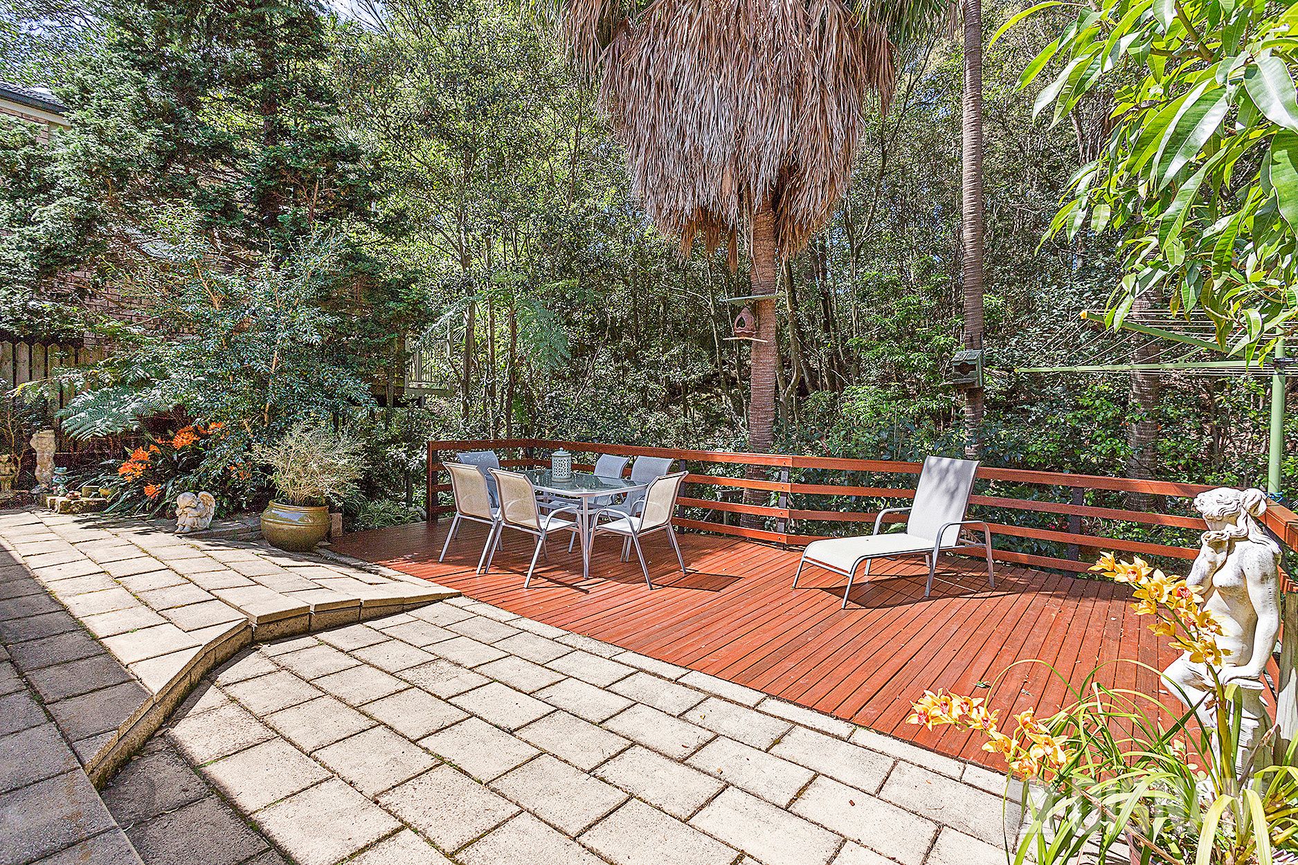 15 Cornock Avenue, Thirroul NSW 2515