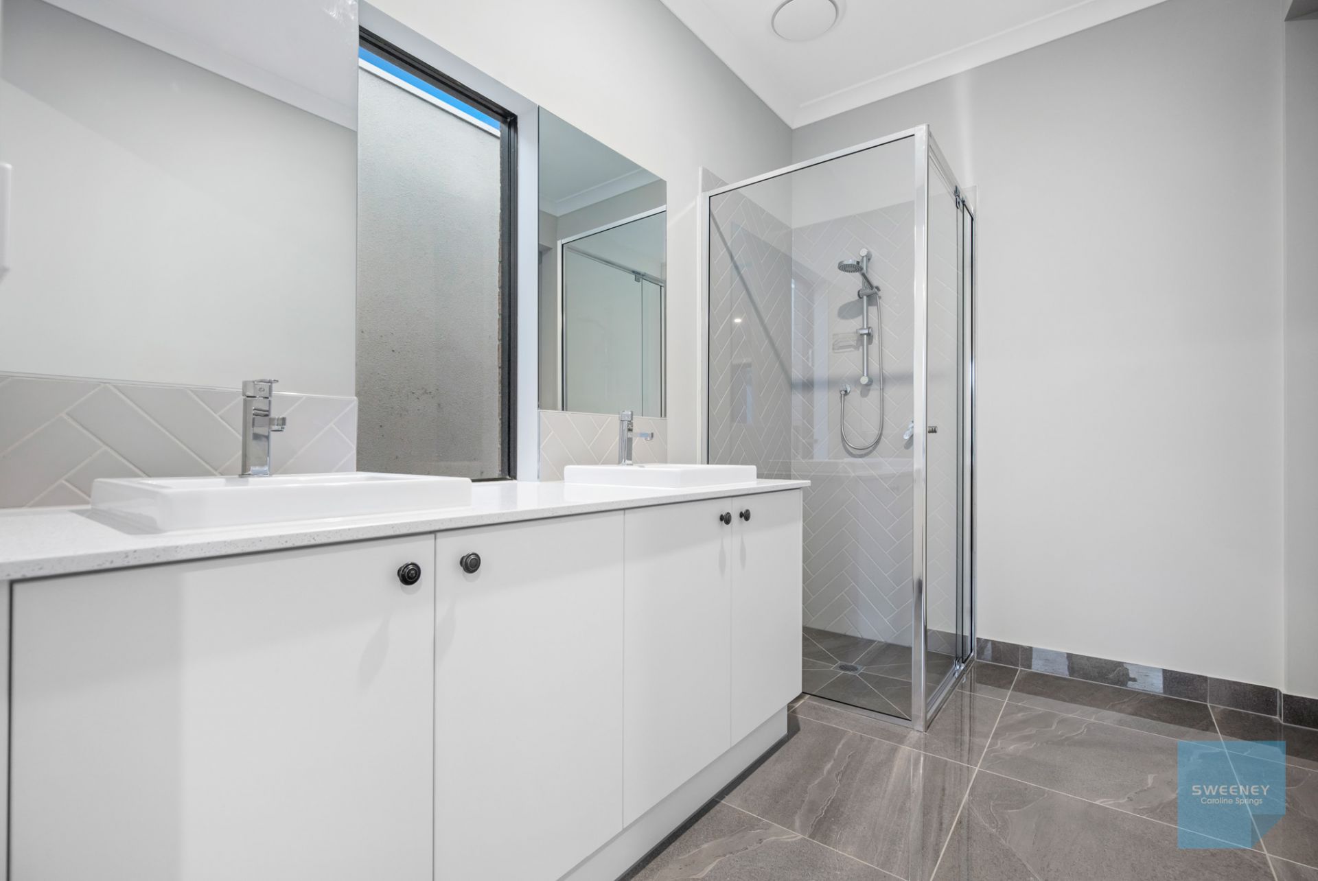18 Senise Street, Fraser Rise - Thumbnail 8