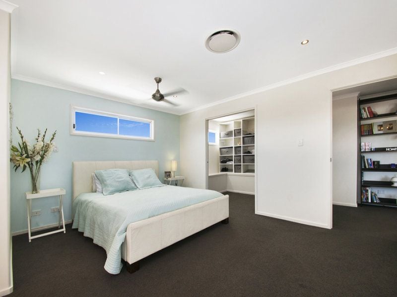 1 Nevis Court KAWANA ISLAND QLD, Kawana Island - Thumbnail 6