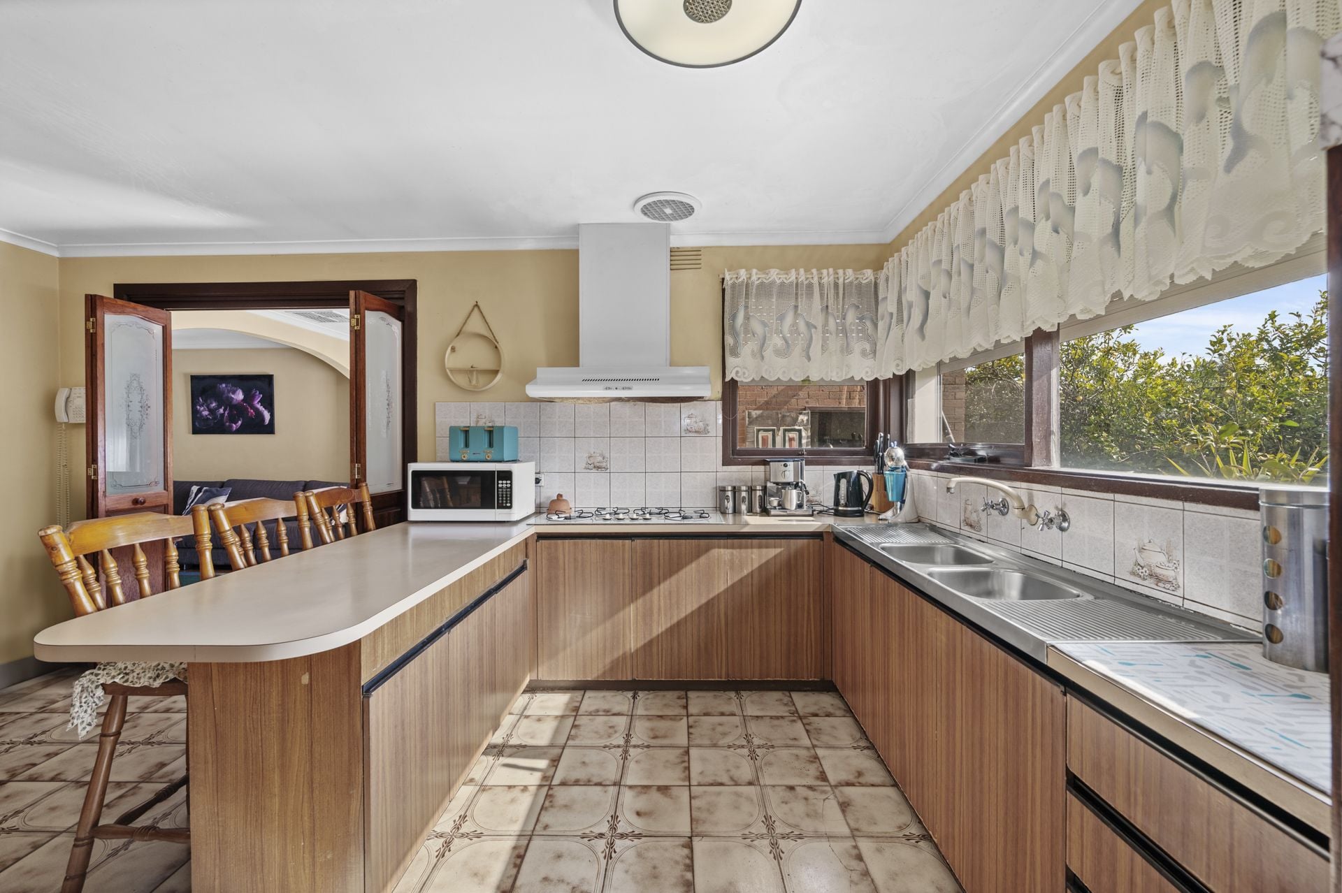 SUBSTANTIAL AND AFFORDABLE FAMILY HOME