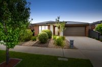 6 Pulsar Way, Fraser Rise VIC, Fraser Rise - Image 1