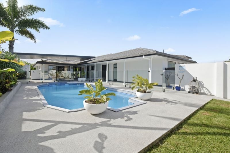 71 Crombie Avenue, Bundall Amir Prestige Group