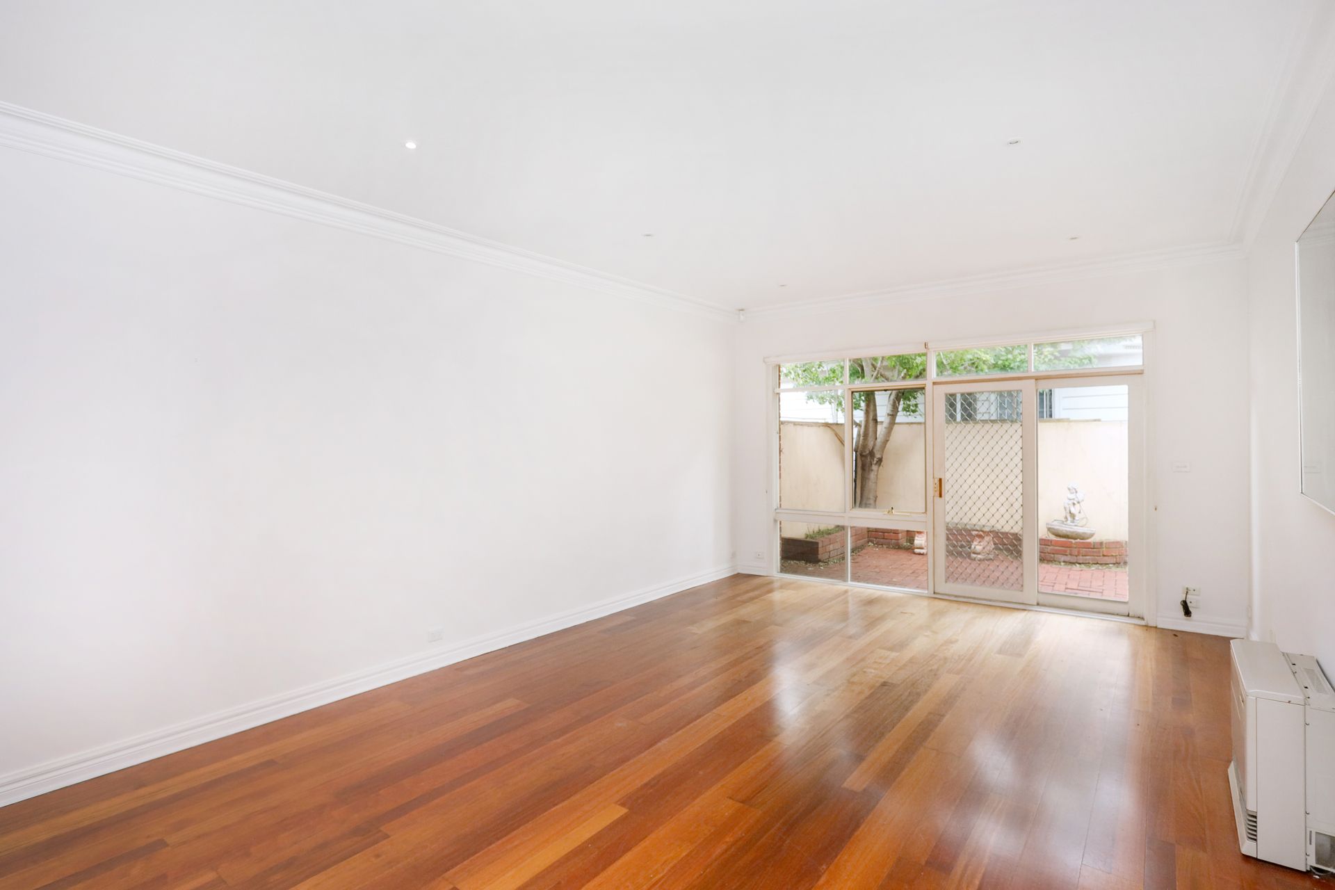 16 Berry Street Yarraville VIC, Yarraville - Thumbnail 5