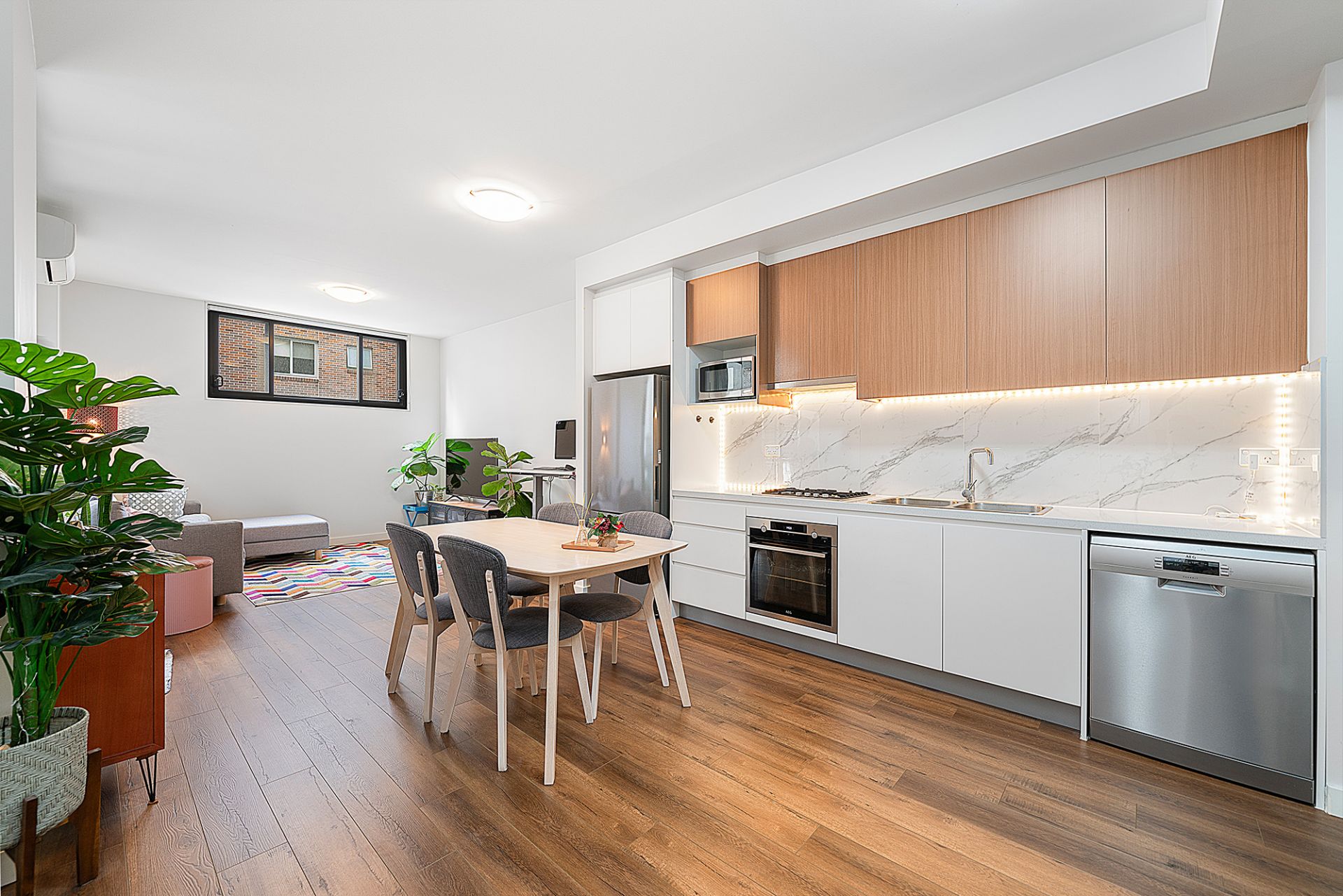 206/16-20 Smallwood Avenue, Homebush, Homebush - Thumbnail 2