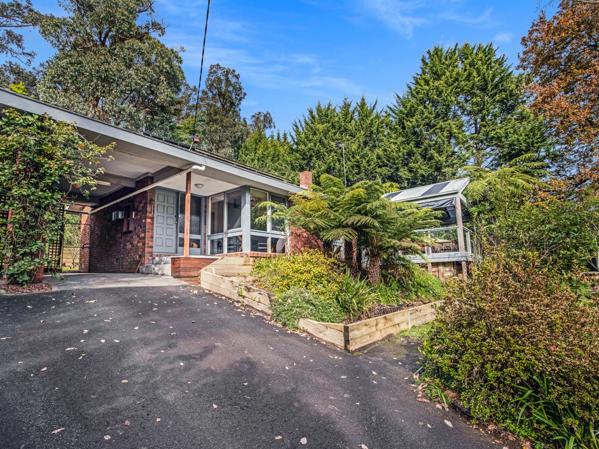 60 Lakeside Drive, Emerald - Thumbnail 5