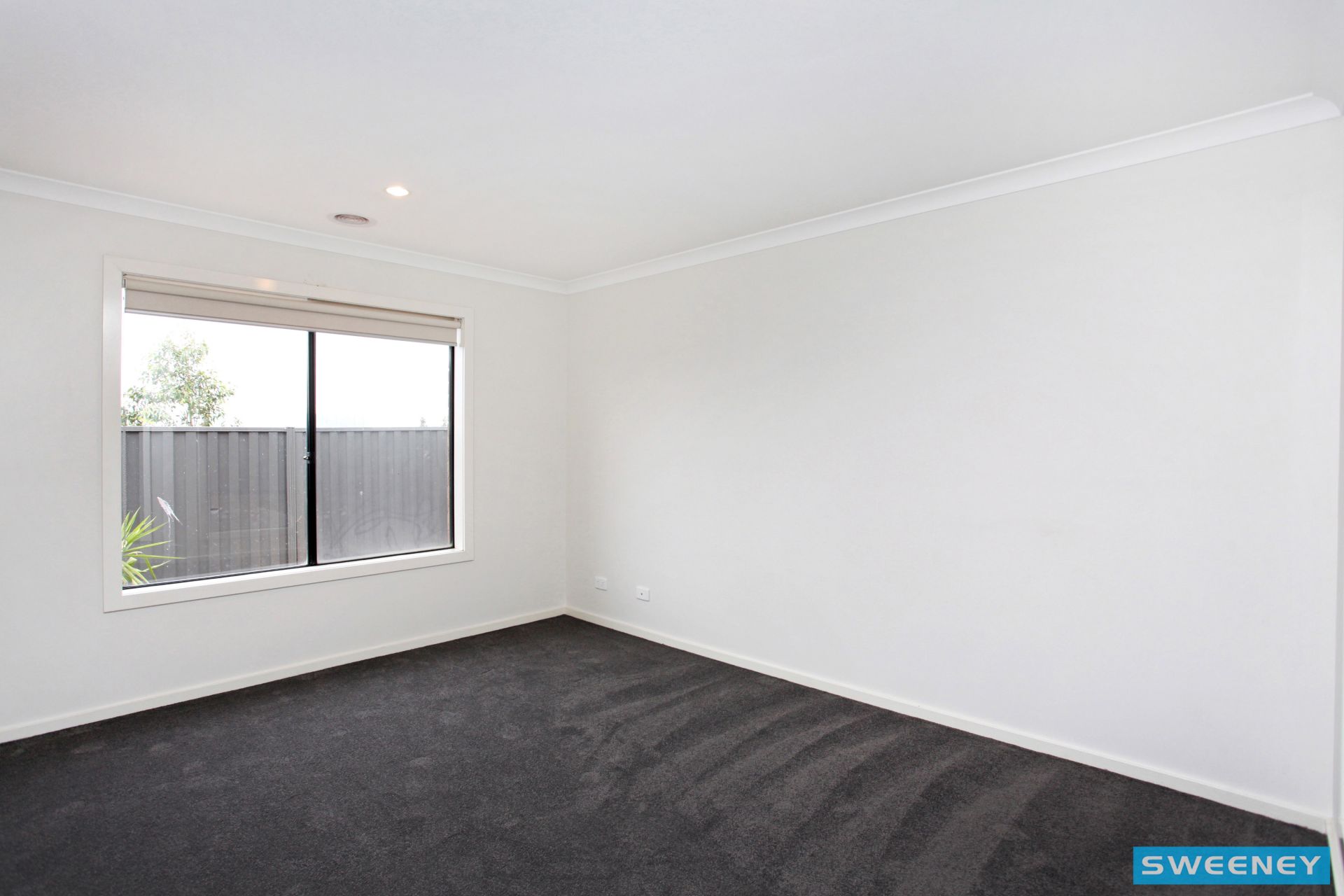 25 Jonah Parade, Deer Park - Thumbnail 8