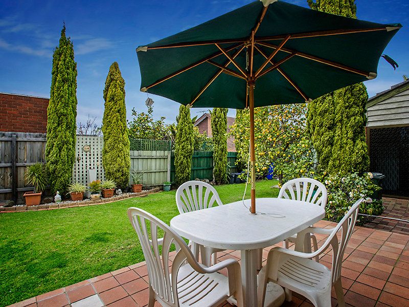 15 Langhorne Street, Altona Meadows - Thumbnail 6