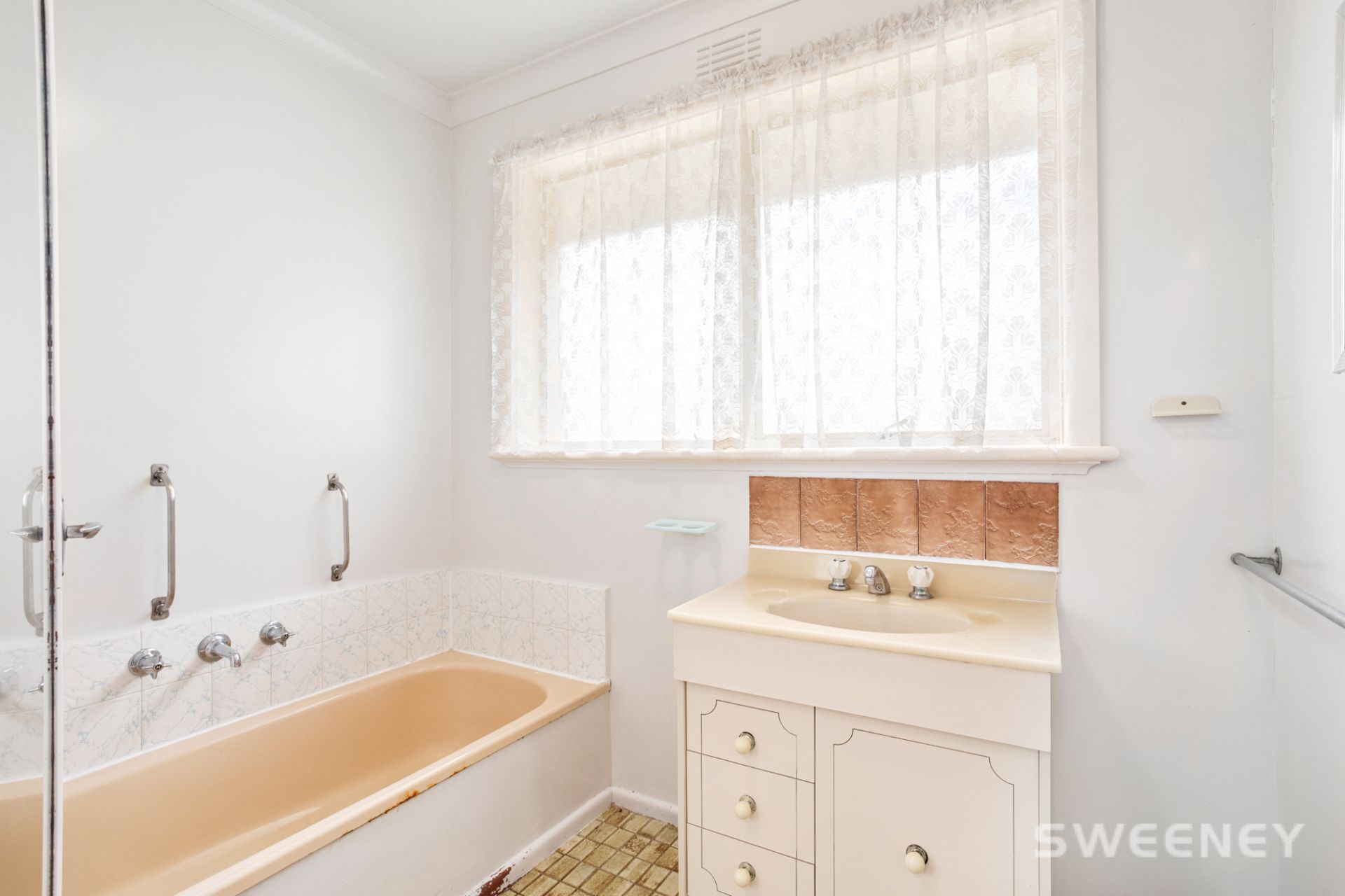 33 Central Avenue, Seaholme - Thumbnail 8