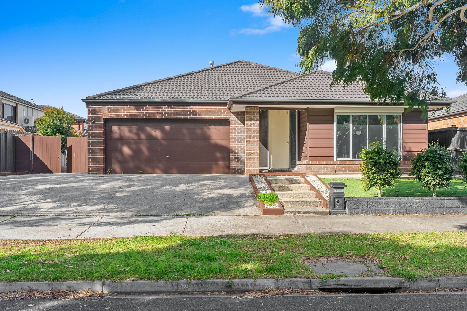 24 Dalmuir Boulevard, Deer Park OBrien Real Estate