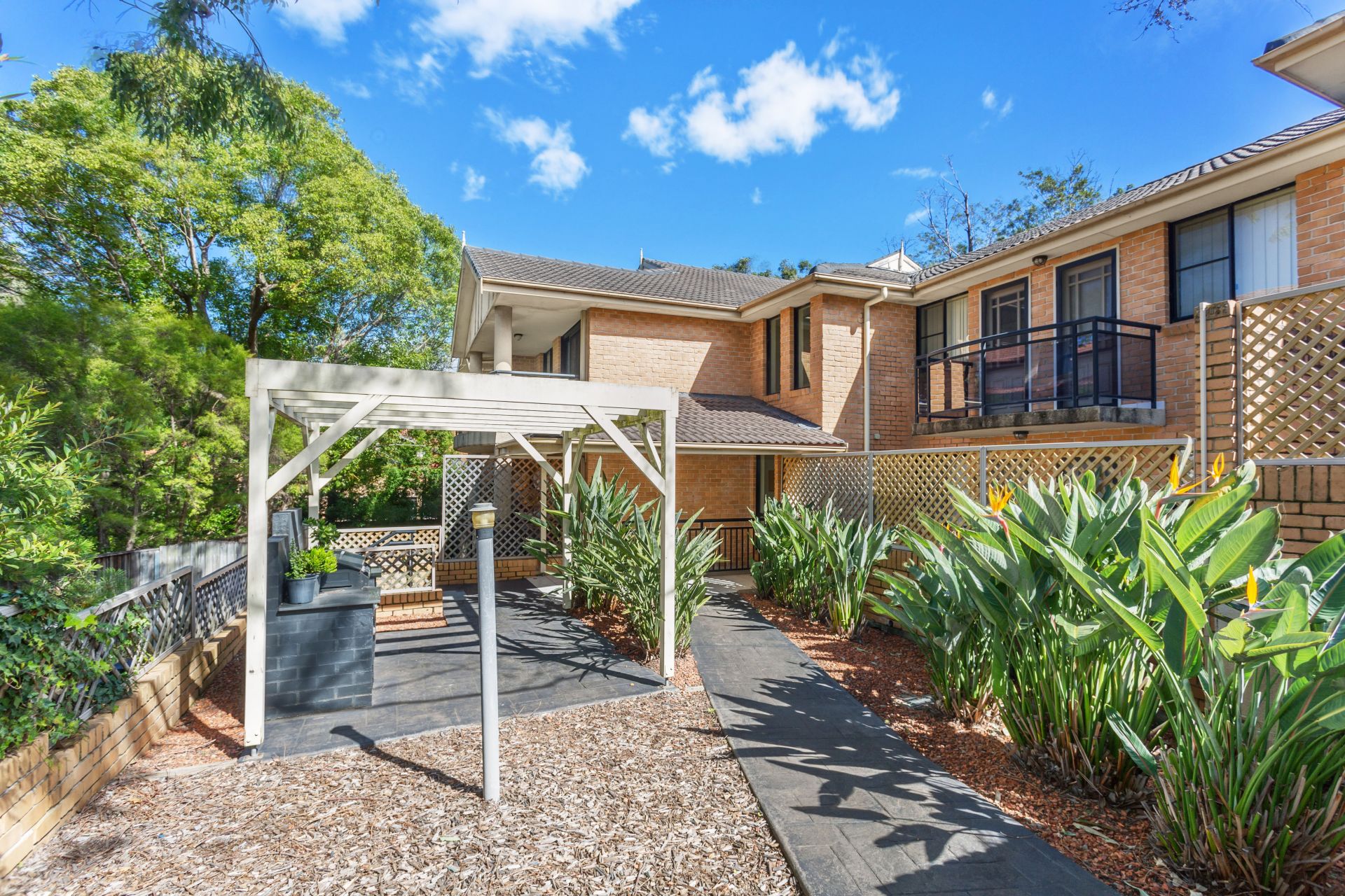 9/23-25 Showground Road Castle Hill NSW, Castle Hill - Thumbnail 2