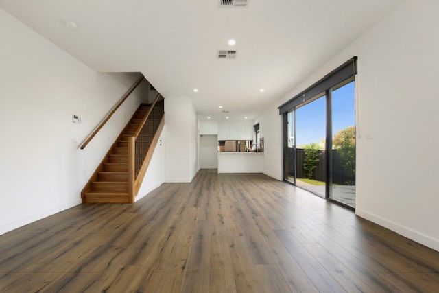 LUXURY LIVING IN THE NORTH!