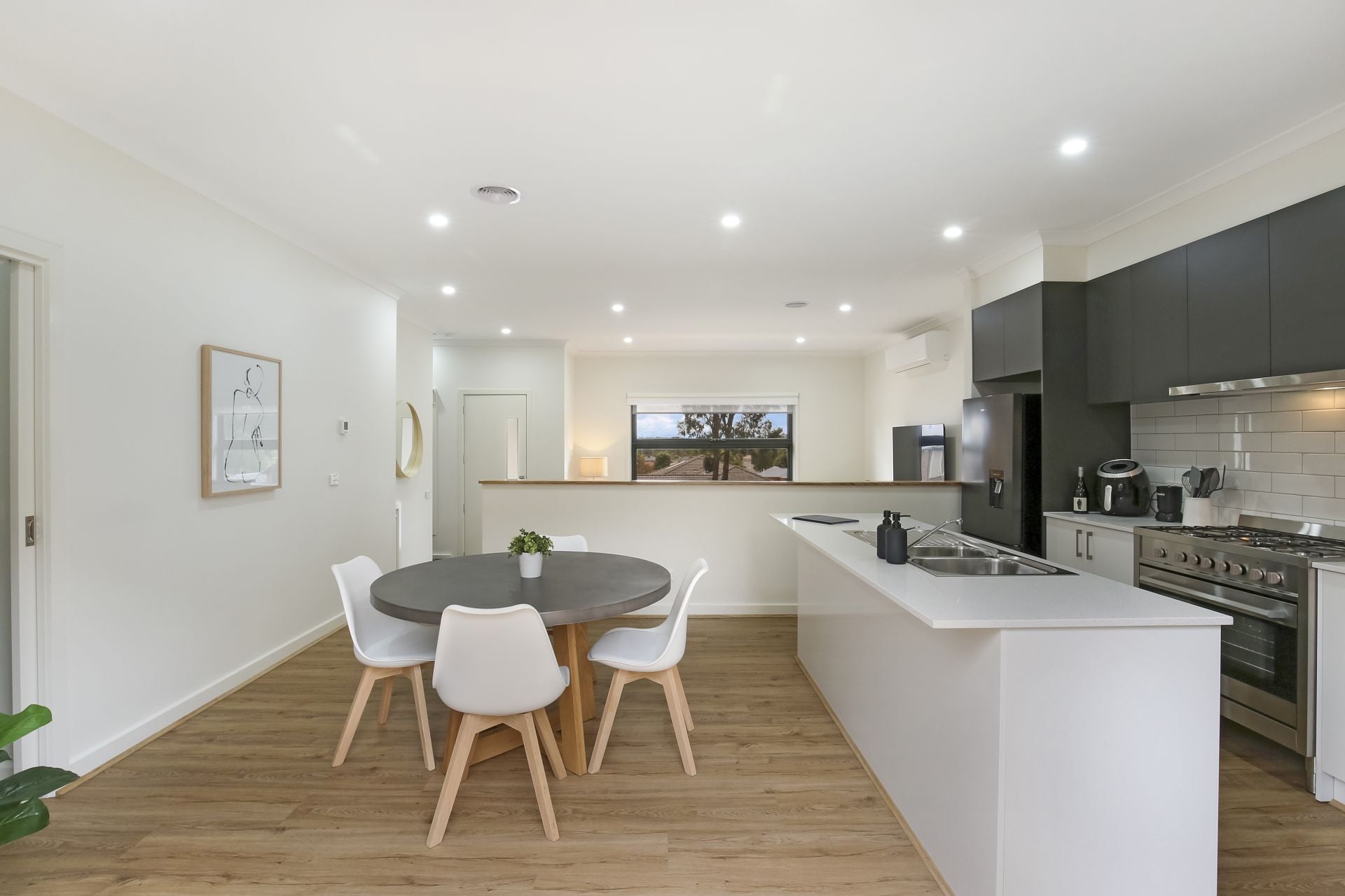 BRAND NEW, WONDERFUL 2 BEDROOM TOWNHOUSE