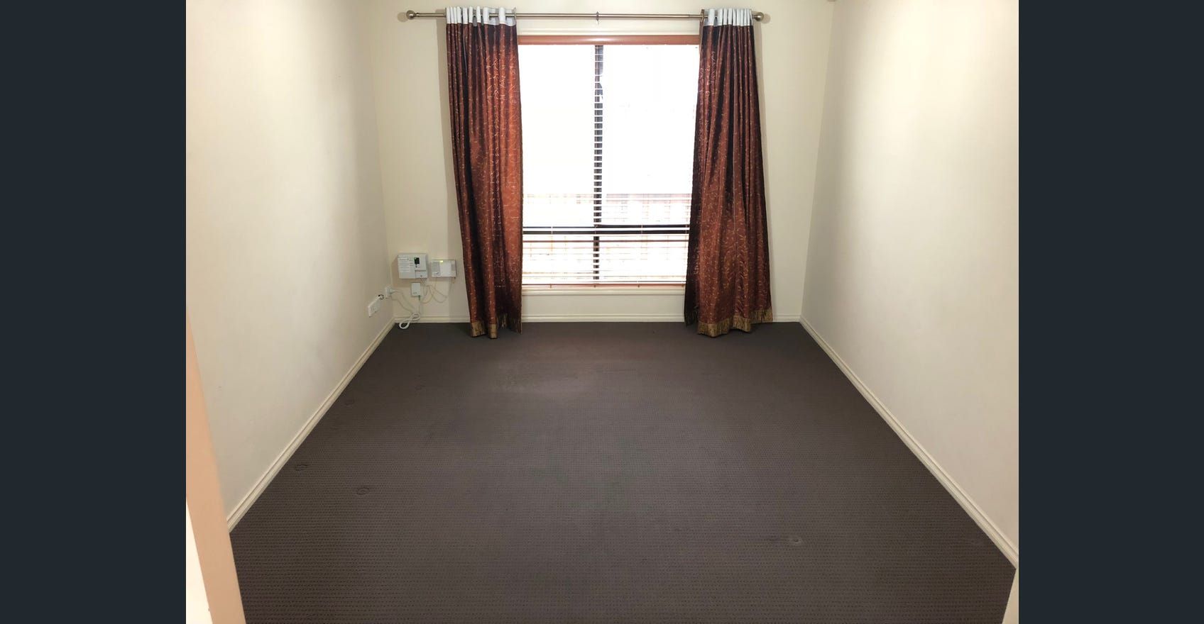 6 MONTH LEASE! LOVELY FAMILY HOME!!