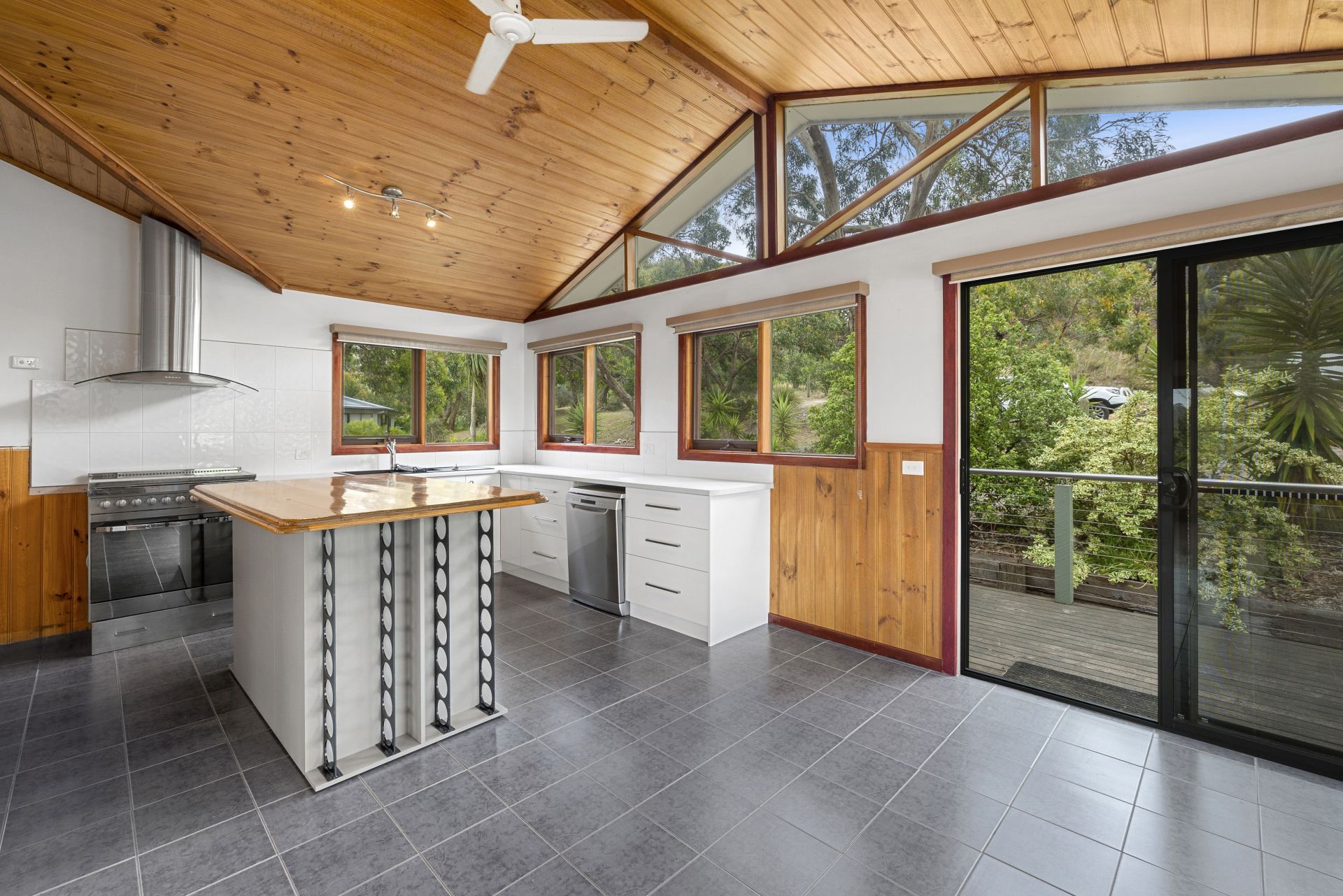 98 Fraser Avenue, Anglesea - Thumbnail 4