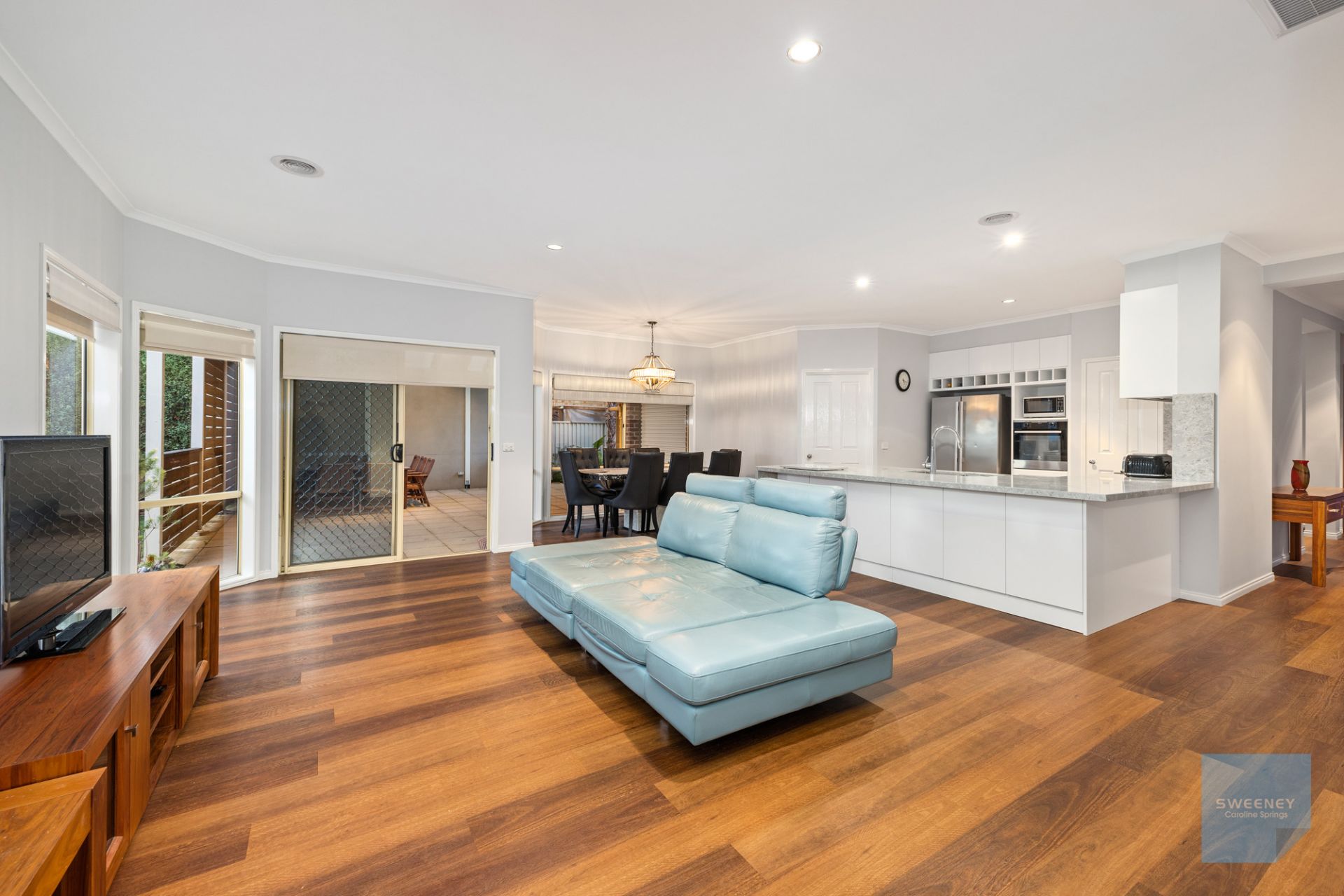 81 The Parkway, Caroline Springs - Thumbnail 8