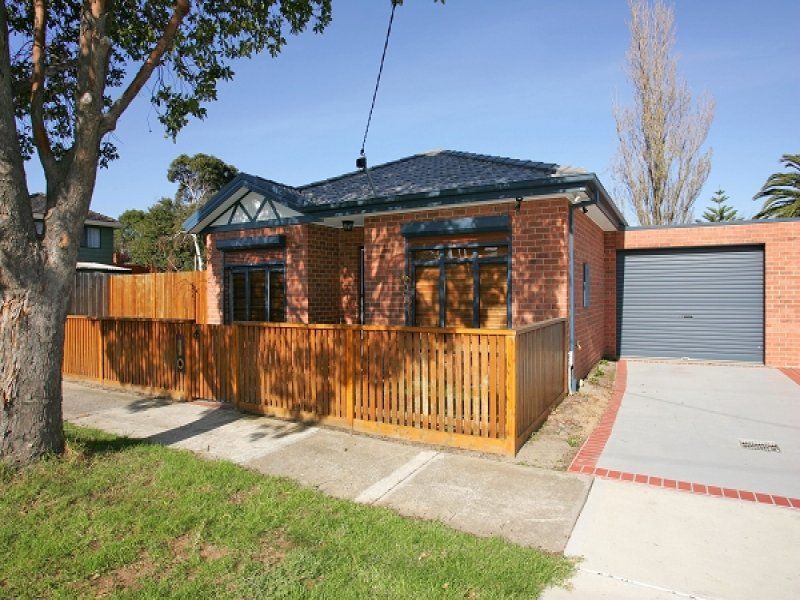 2 Merlow Street, Altona - Thumbnail 2