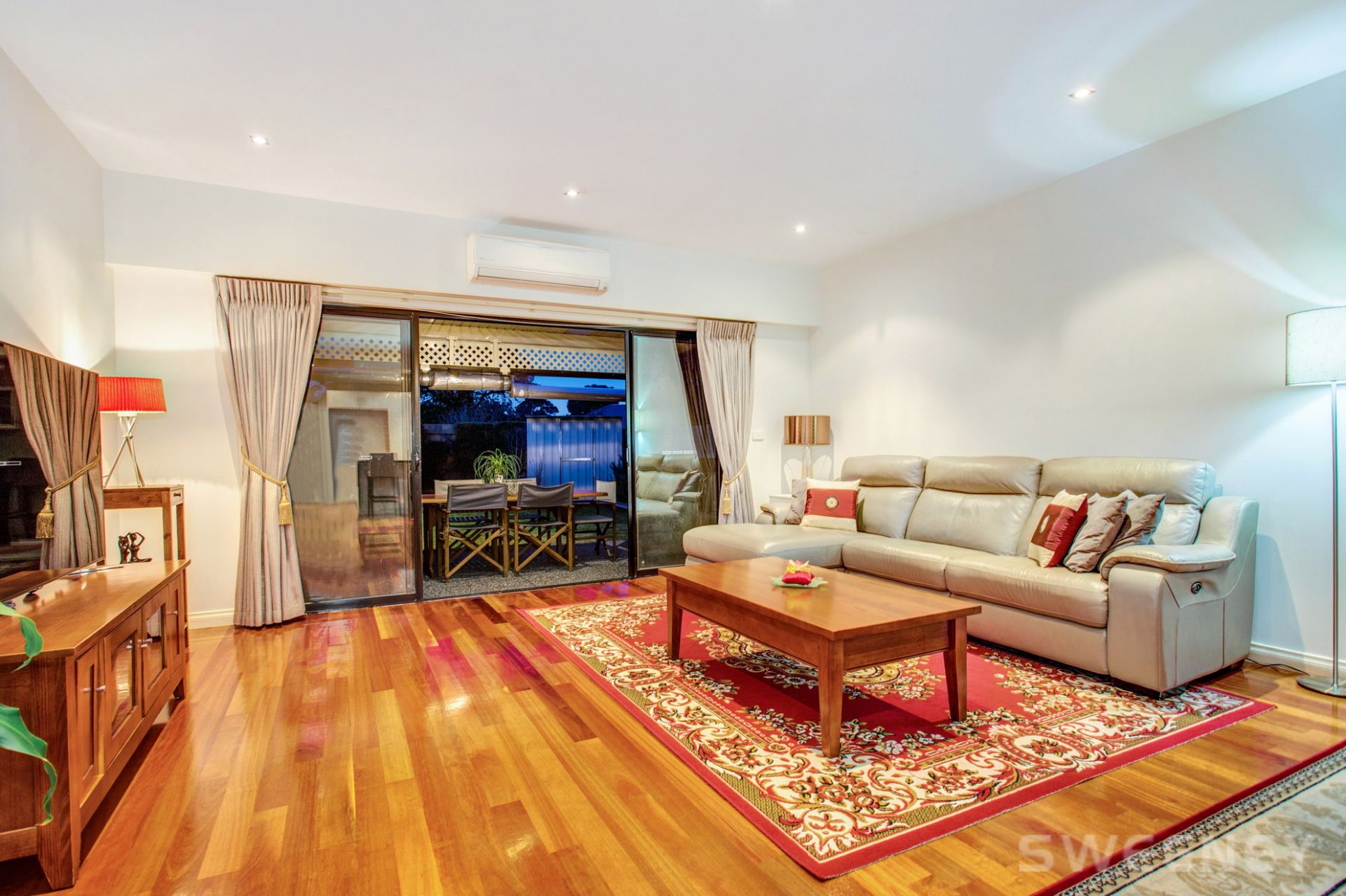8 The Broadway, Altona North - Thumbnail 4