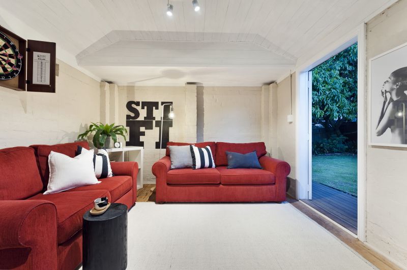 90 Queen Street, Ashfield