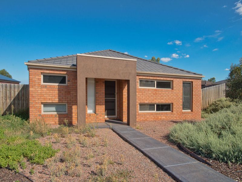 9 Doolan Street, Bacchus Marsh - Thumbnail 2