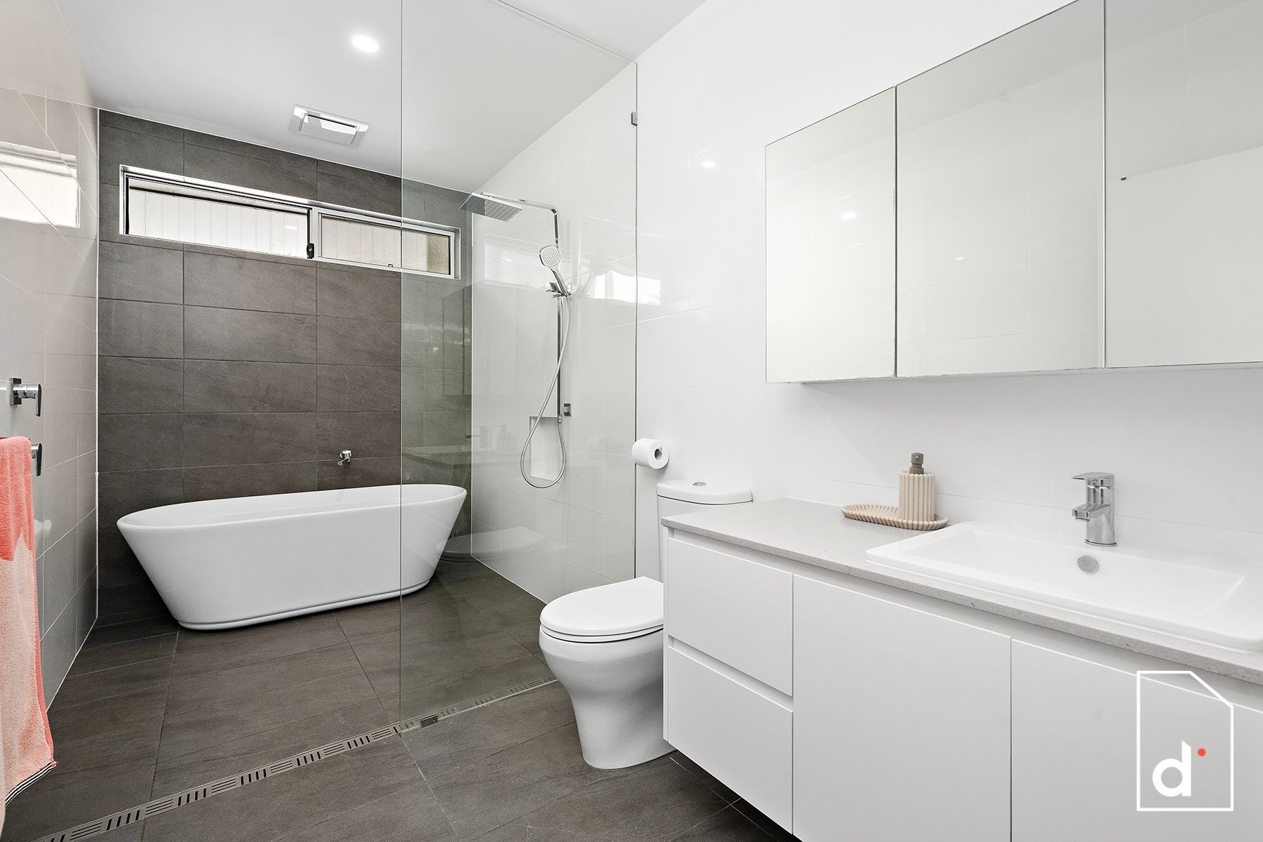 5/33 William Davies Drive, Figtree NSW
