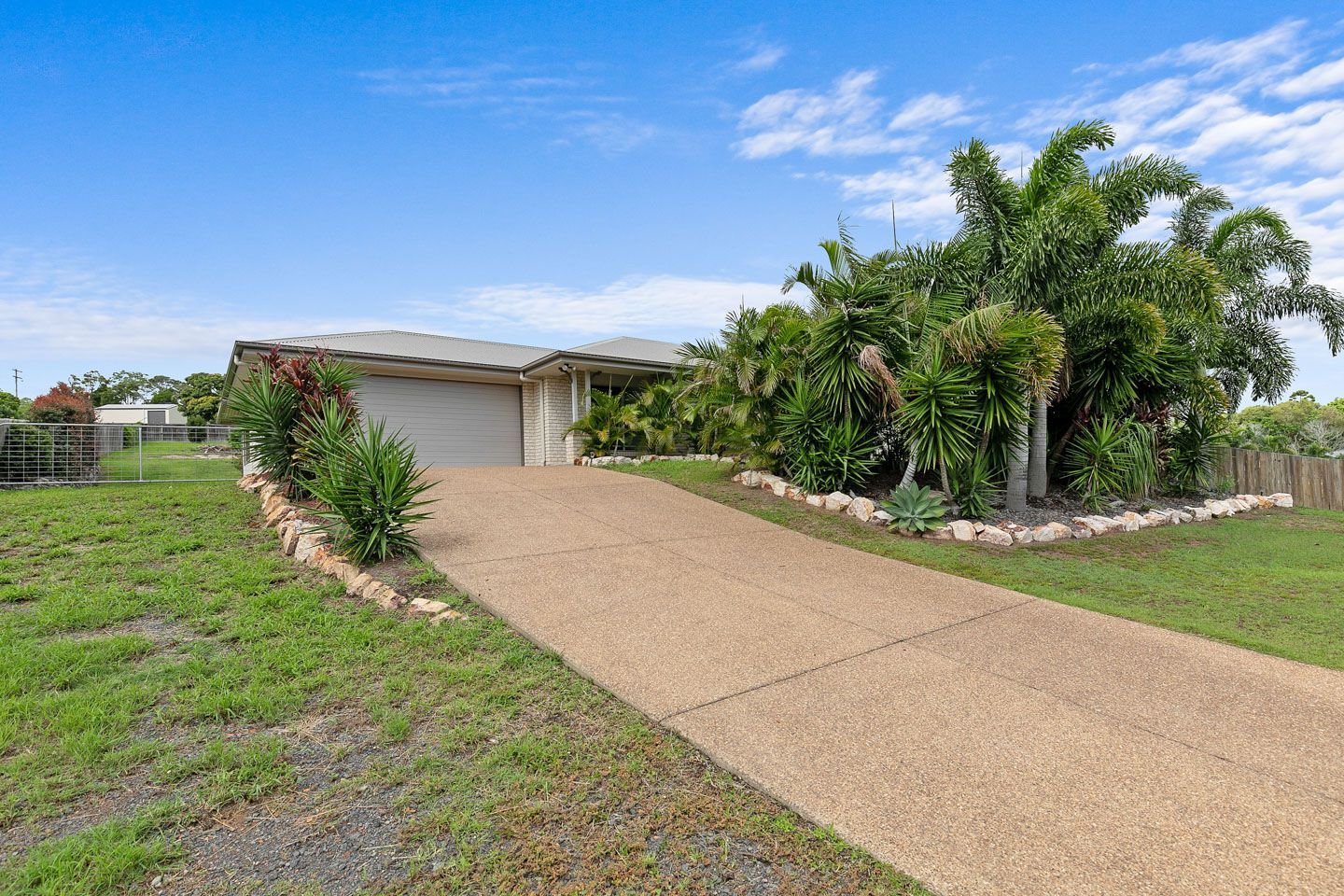 Sold property Sold Price for 90 Palm Way Dundowran Beach , QLD 4655