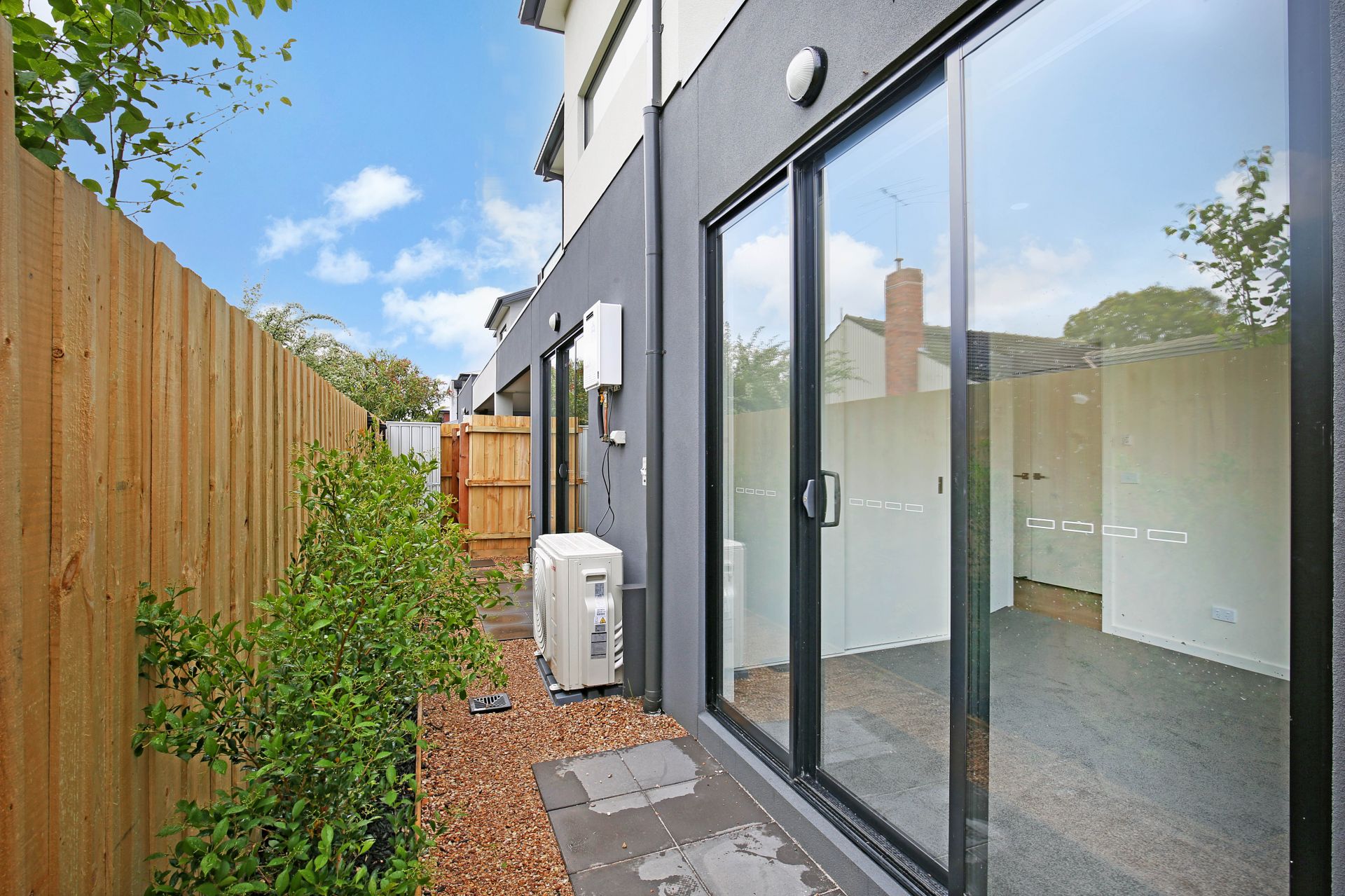 BRAND NEW & STANDING PROUD! Ready for lease before Christmas holidays