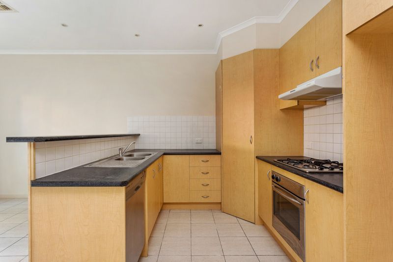 2/39 Sydney Street, Footscray - Thumbnail 5