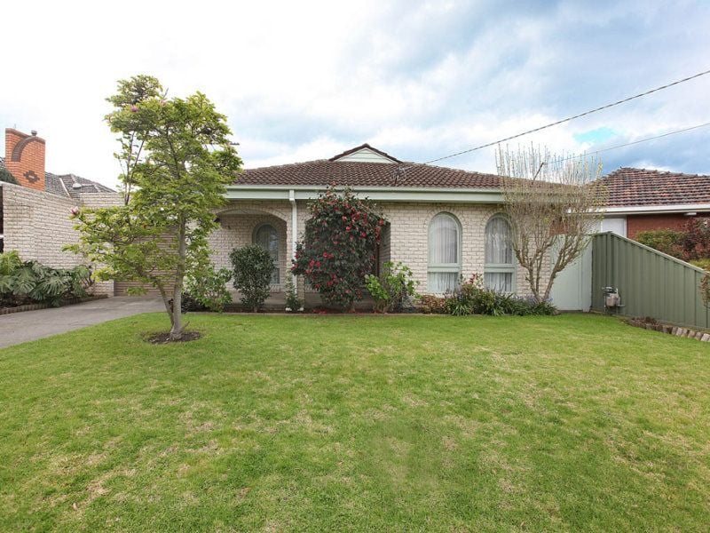 8 Robin Street, Altona - Thumbnail 2