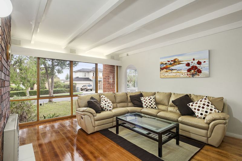 56 Parkmore Road, Forest Hill - Thumbnail 2
