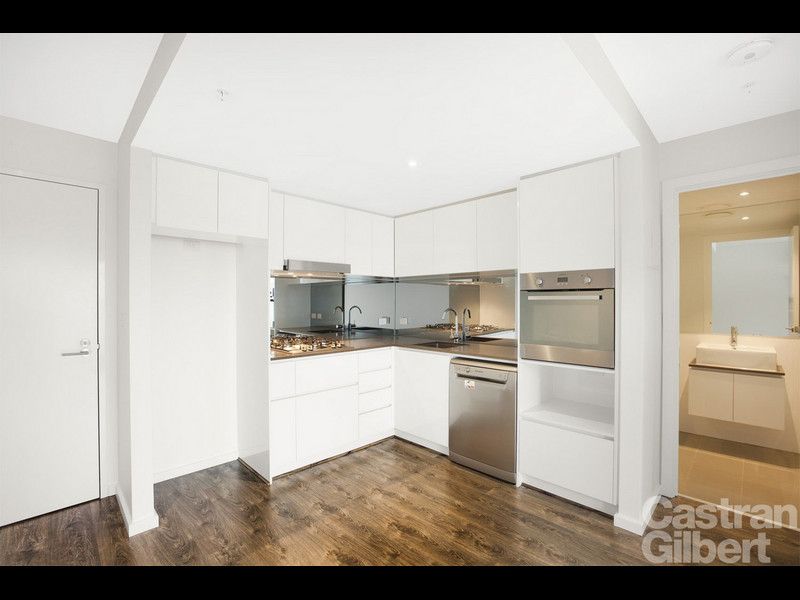 216/139 Chetwynd Street, North Melbourne - Thumbnail 5