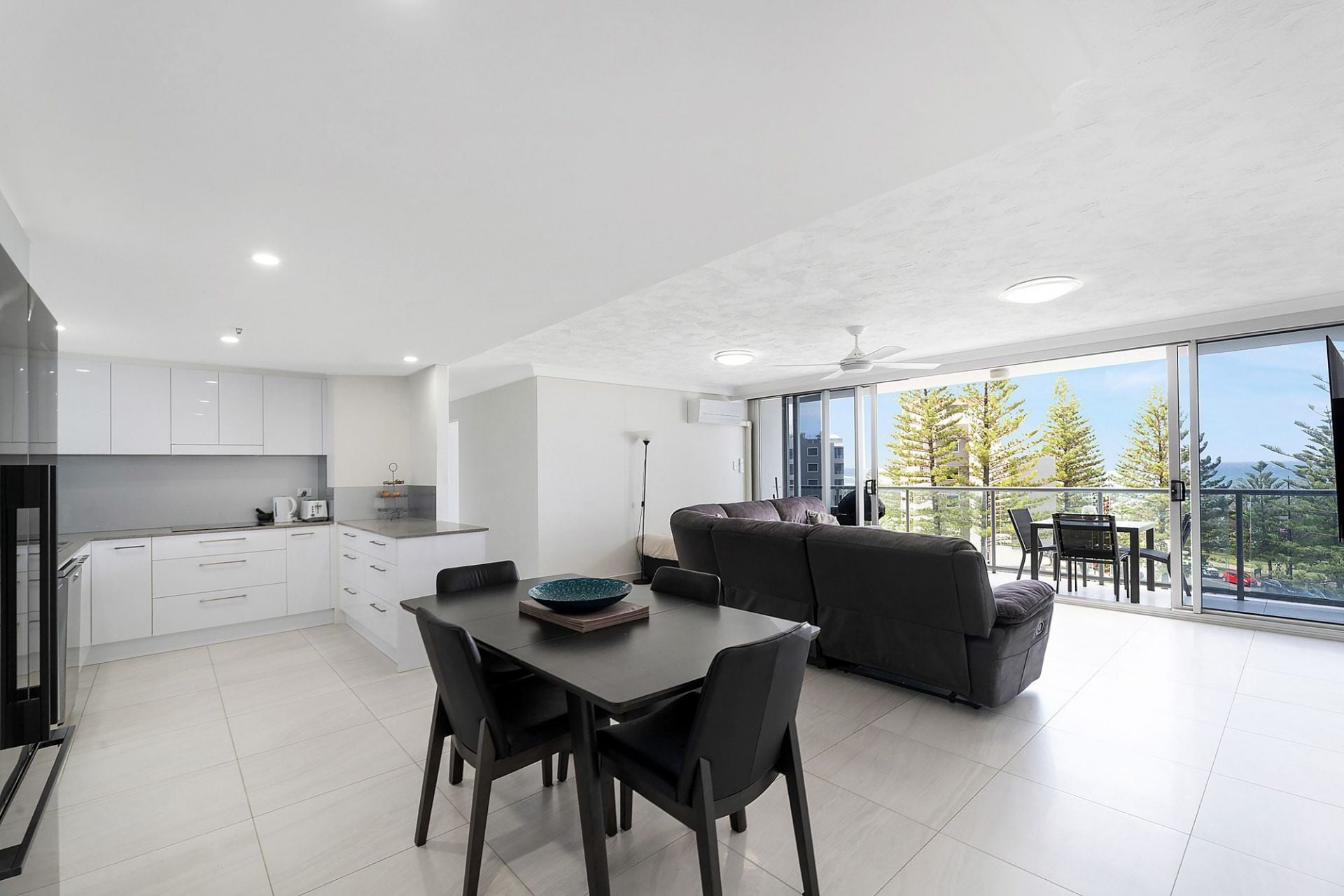 5B/5 Clifford Street, Surfers Paradise - Thumbnail 5
